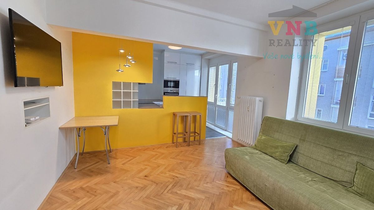 Pronájem bytu 2+kk 53 m² – fotografie 5