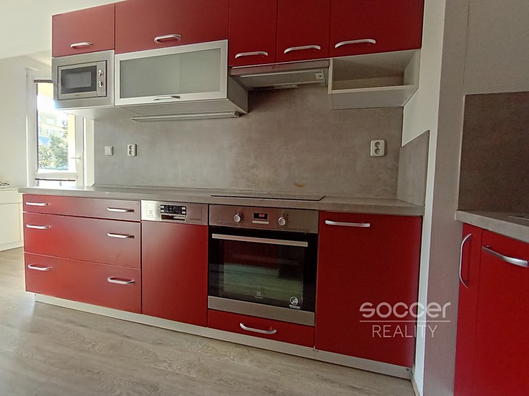 Pronájem bytu 3+1, 72 m² (9 z 13)