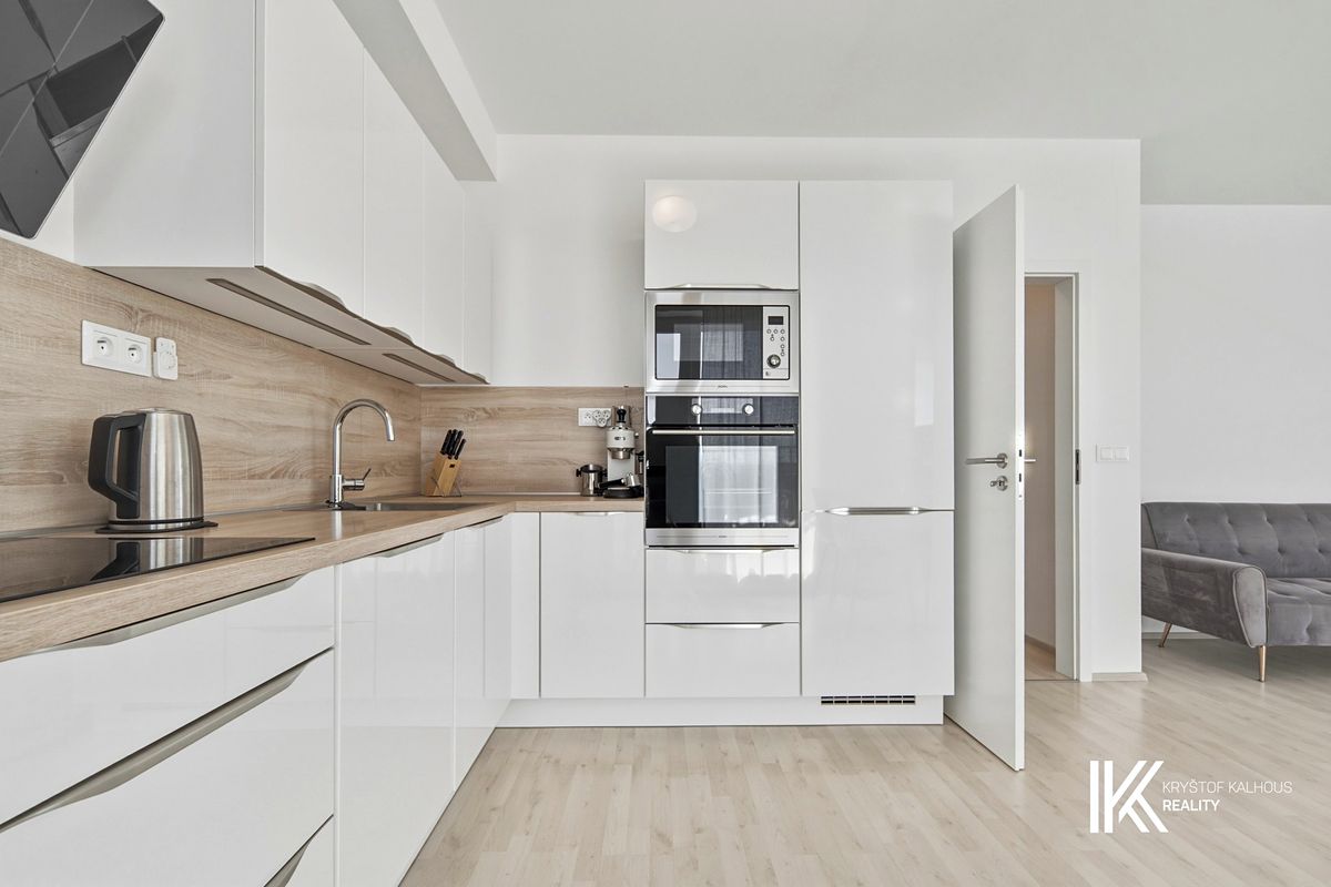 Prodej bytu 2+kk 65 m² – fotografie 3