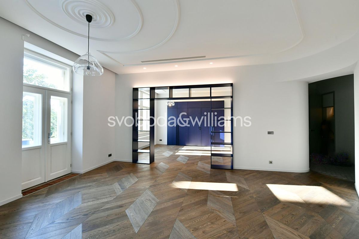 Pronájem bytu 3+kk 101 m² – fotografie 3