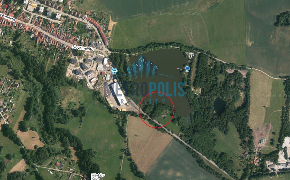 Prodej pozemku 2705 m²