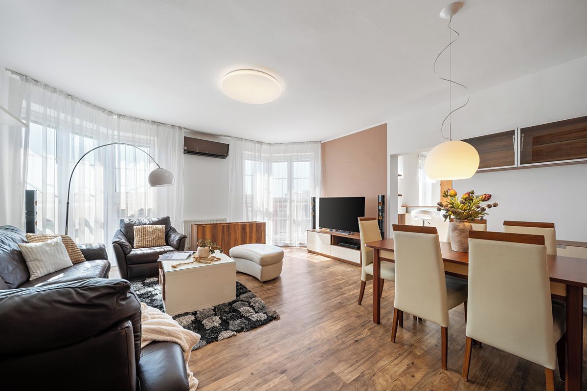 Pronájem bytu 4+1 120 m² – fotografie 5
