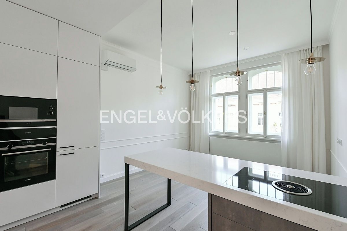 Pronájem bytu 2+kk 56 m²