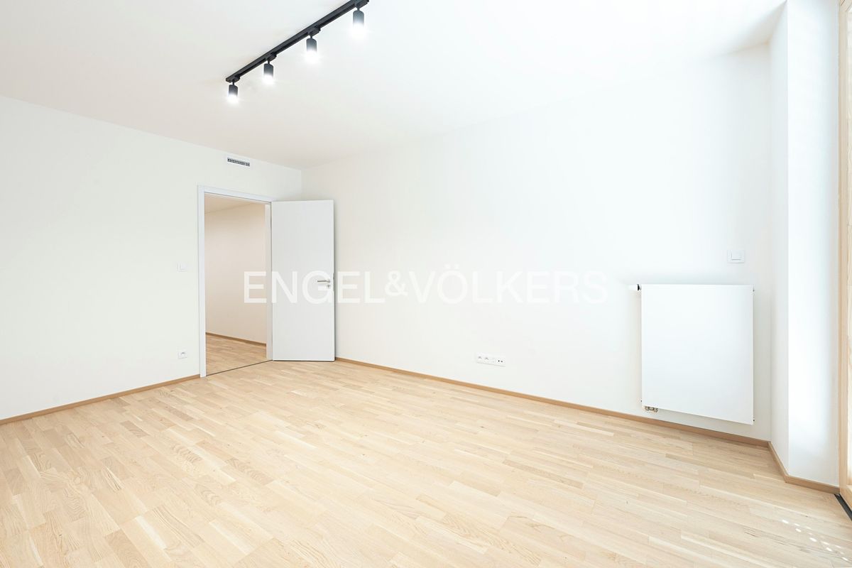 Pronájem bytu 3+kk 87 m² – fotografie 5