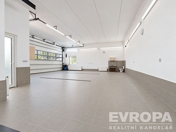 Комерційне приміщення в оренду, 200 м² (7 з 13)