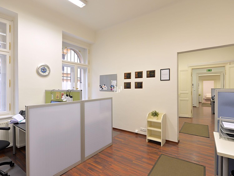Комерційне приміщення в оренду, 228 м² (6 з 10)