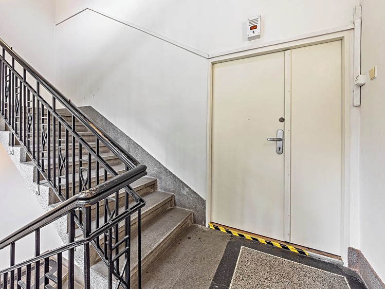 Комерційне приміщення в оренду, 182 м² (21 з 29)