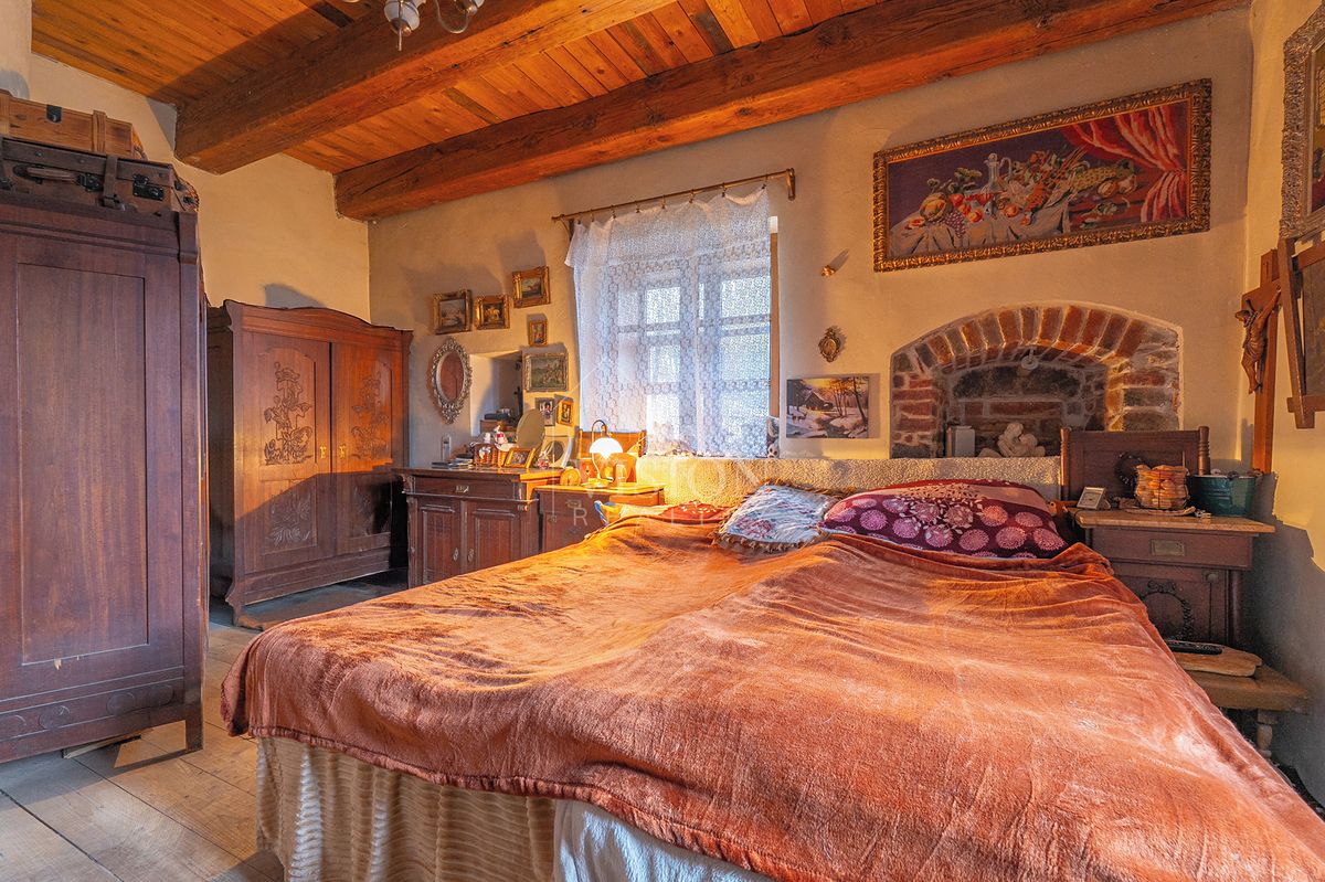 Prodej rodinného domu 145 m², pozemek 1720 m² – fotografie 3