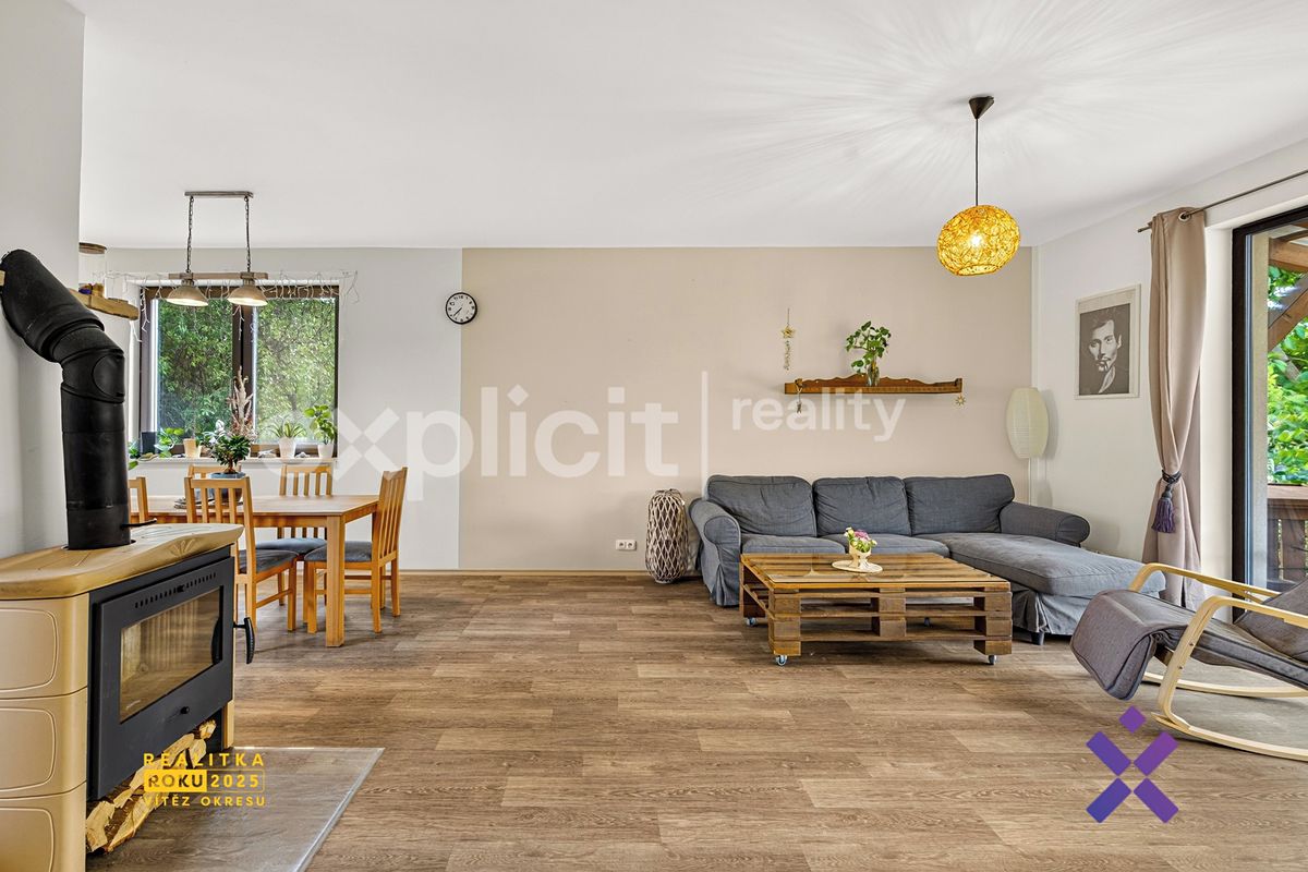 Prodej rodinného domu 120 m², pozemek 789 m² – fotografie 5