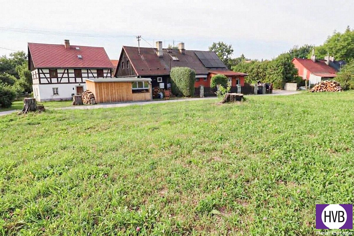 Prodej stavebního pozemku 989 m² – fotografie 3