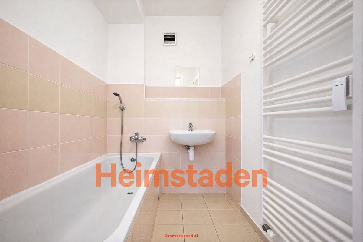 Pronájem bytu 2+1 56 m² – fotografie 4