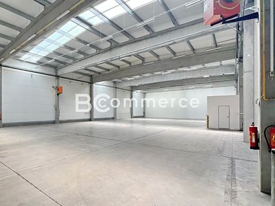Pronájem skladového prostoru 640 m²