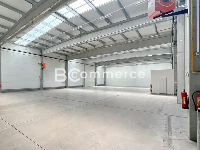 Pronájem skladového prostoru 640 m², Kuřim – náhled fotky 1