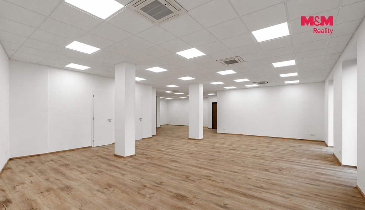 Prodej kanceláře 139 m² – fotografie 2