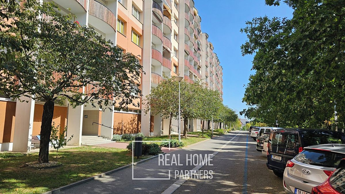 Pronájem bytu 2+1 56 m²