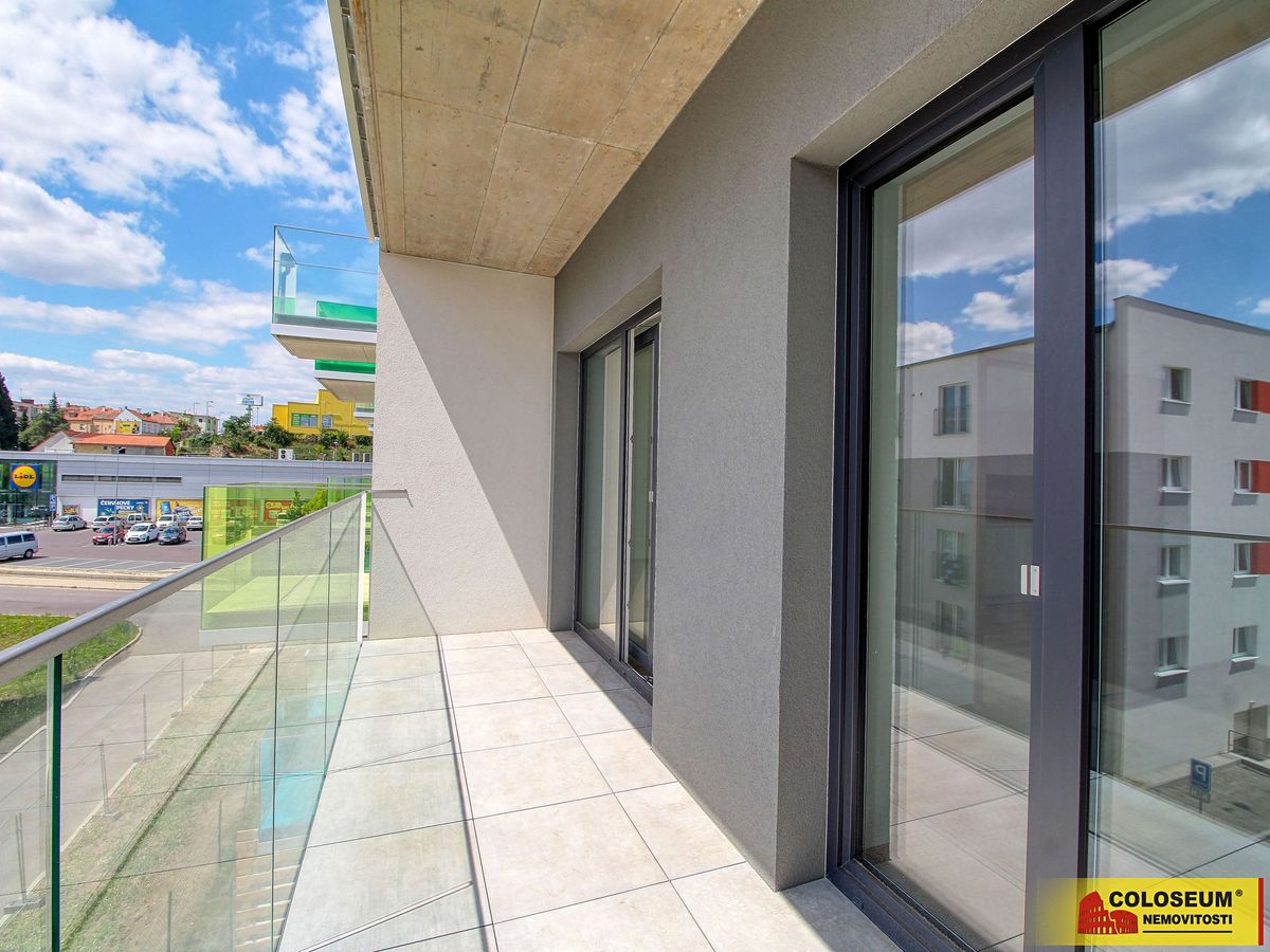 Pronájem bytu 3+kk 85 m²