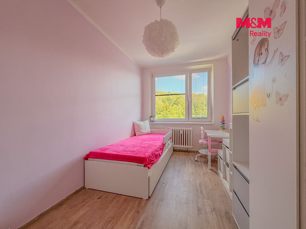 Pronájem bytu 2+kk 40 m² – fotografie 3
