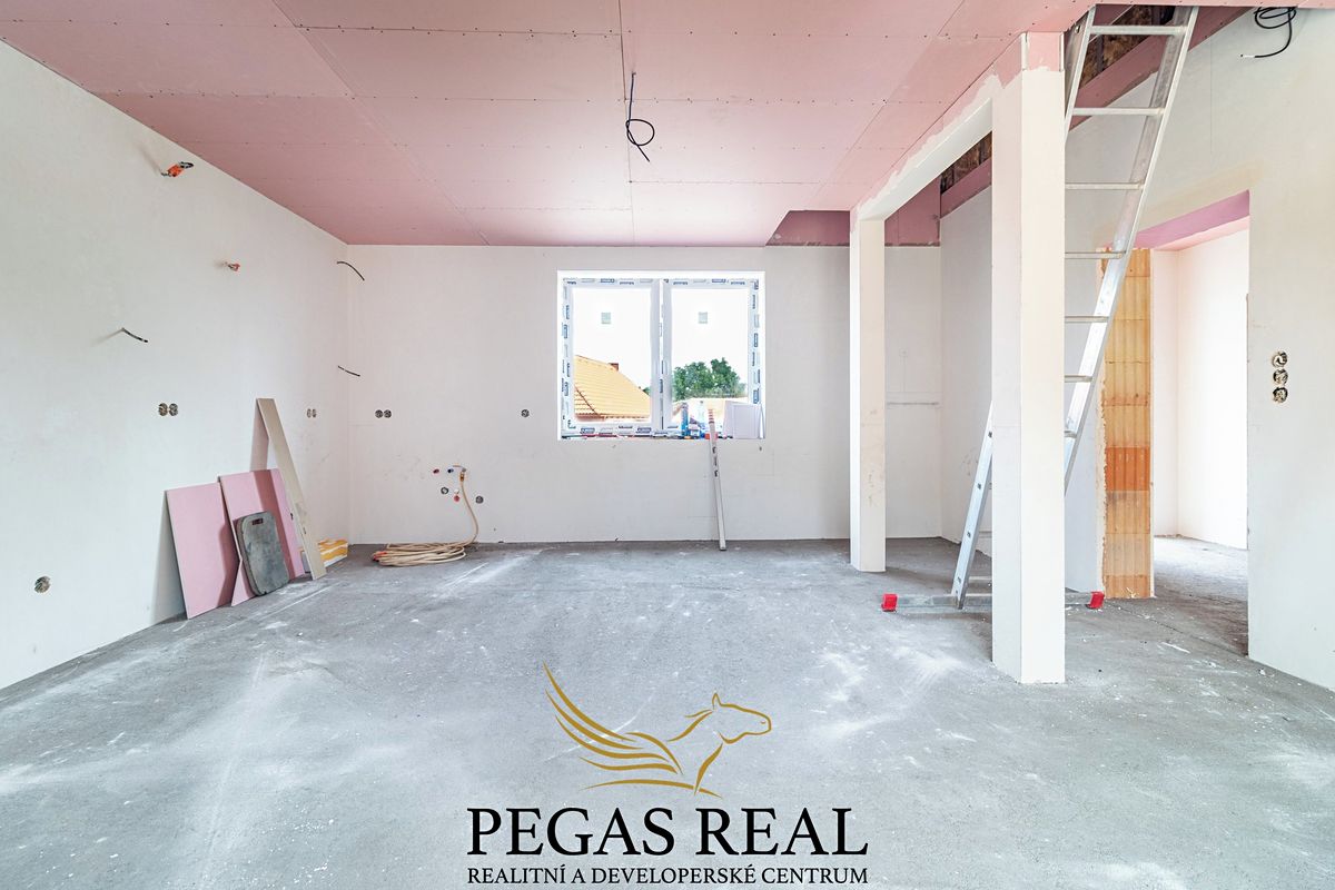 Prodej rodinného domu 110 m², pozemek 150 m² – fotografie 3