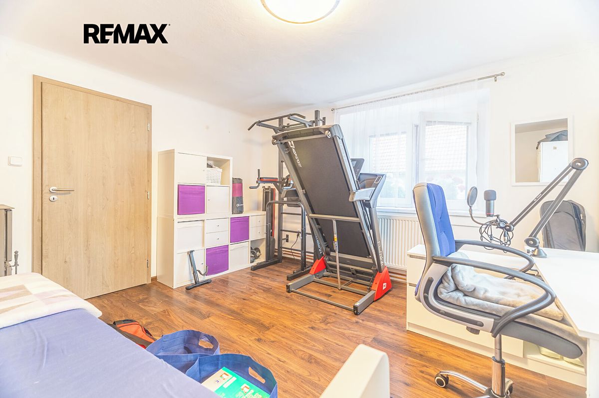 Prodej rodinného domu 160 m², pozemek 2647 m² – fotografie 5