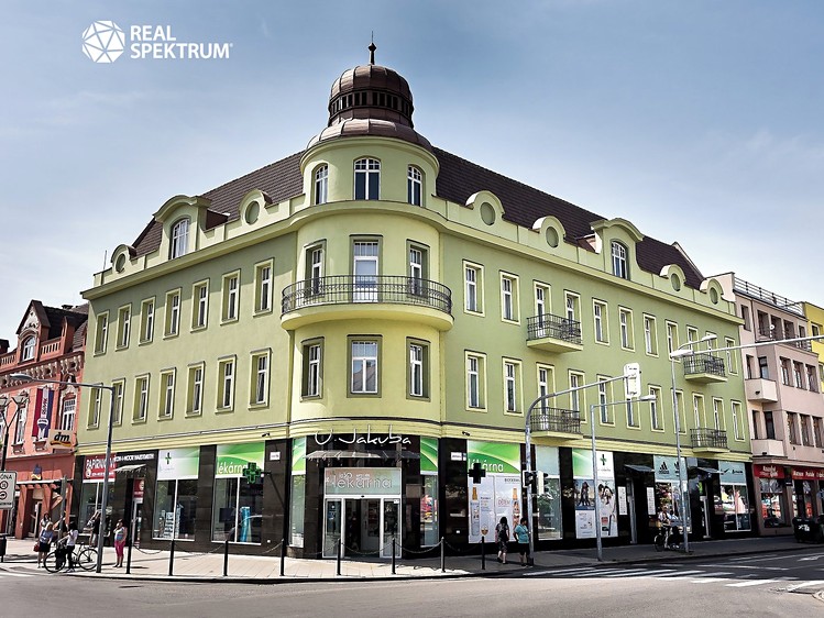 Комерційне приміщення на продаж, 1 790 м² (1 з 41)