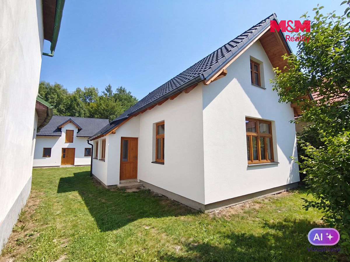 Prodej rodinného domu 70 m², pozemek 379 m² – fotografie 2