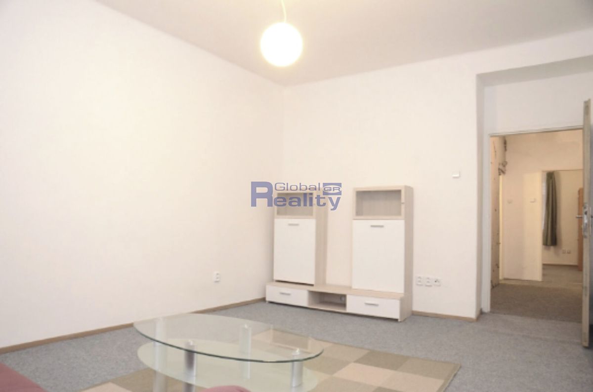 Pronájem bytu 2+1 55 m² – fotografie 3