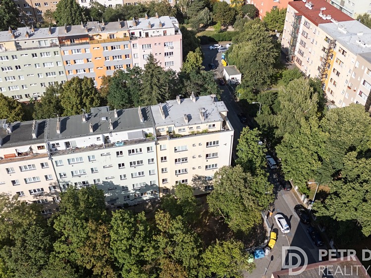 Prodej bytu 2+kk, 40 m² (24 z 27)