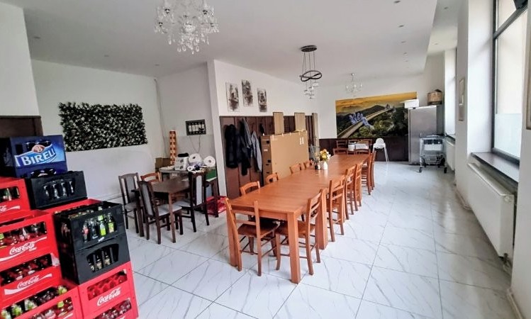 Pronájem komerčního prostoru, 430 m² (2 z 19)