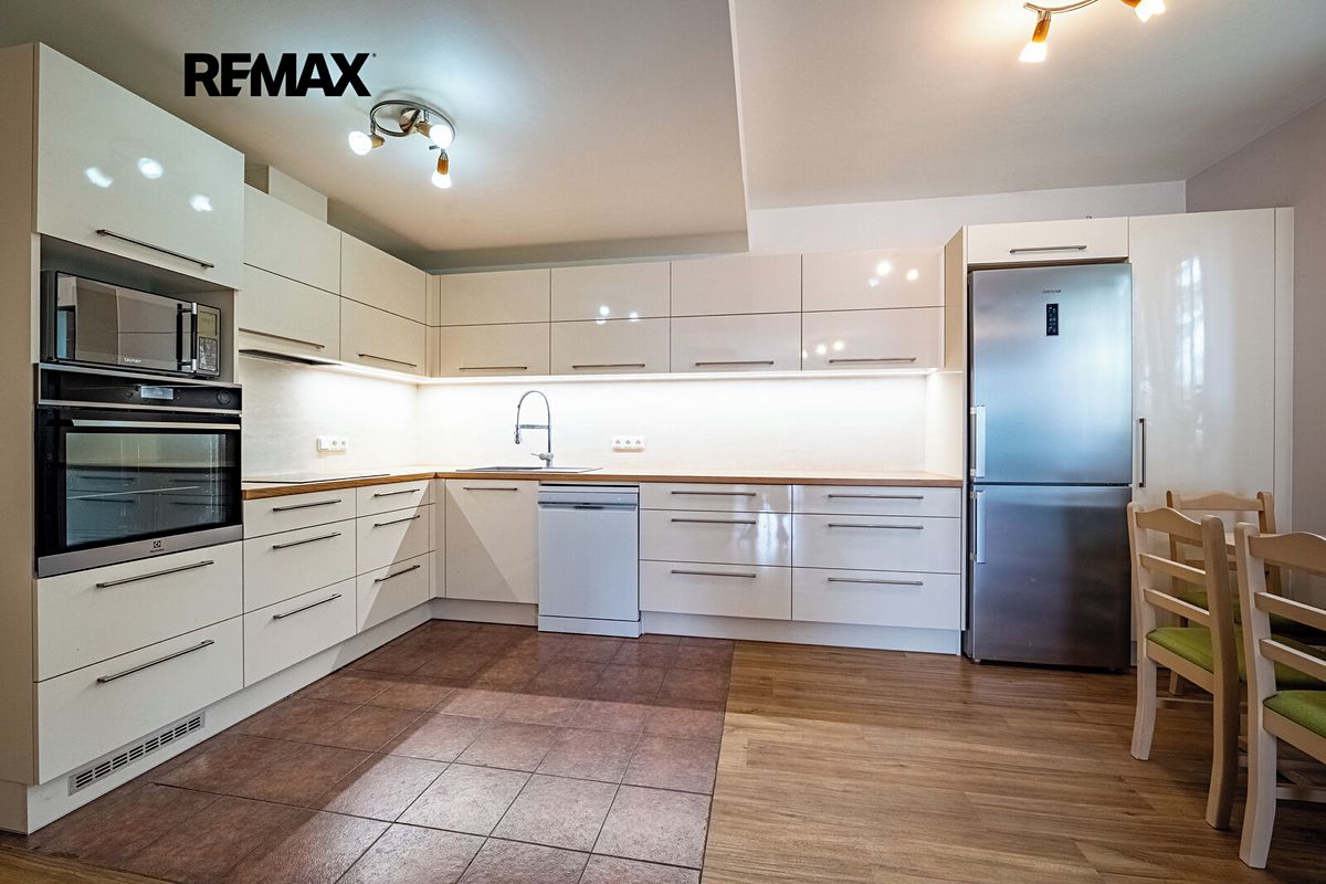 Prodej bytu 3+kk 80 m² – fotografie 3