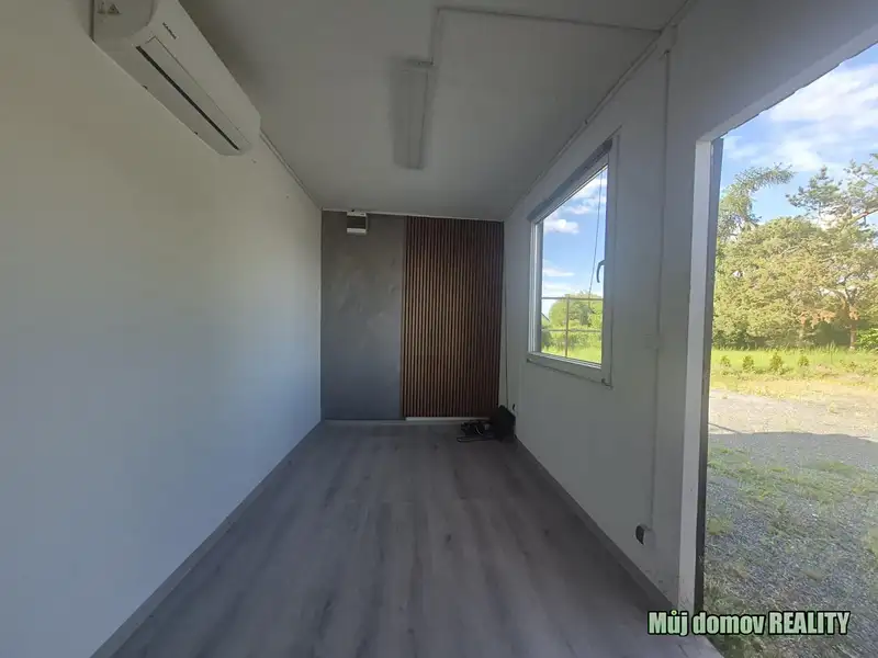 Pronájem komerční nemovitosti 500 m², Praha – náhled fotky 2