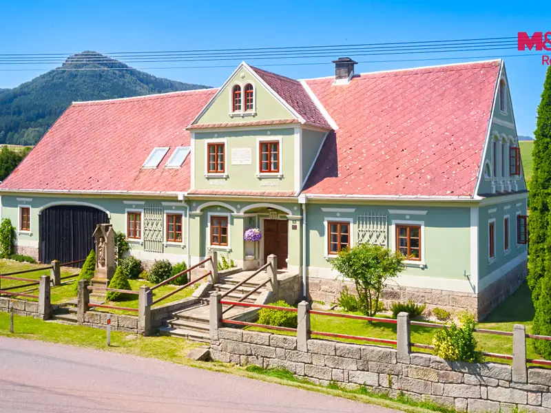 Prodej rodinného domu 263 m², pozemek 4454 m², Božanov – náhled fotky 2