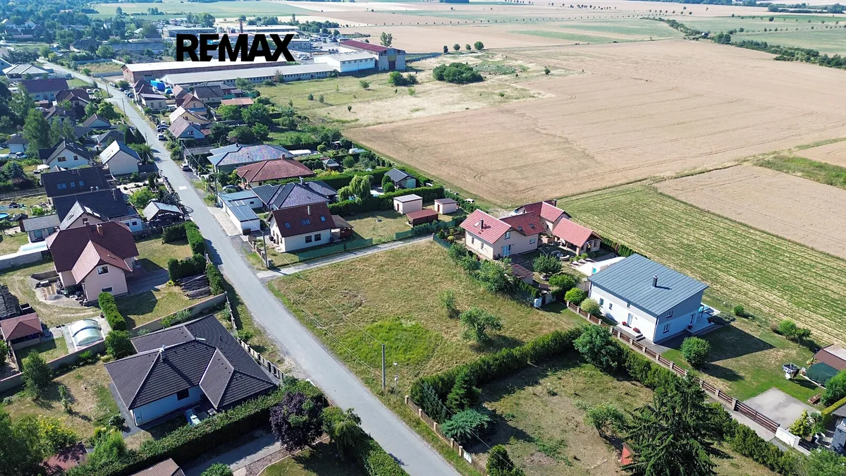 Prodej stavebního pozemku 1438 m²