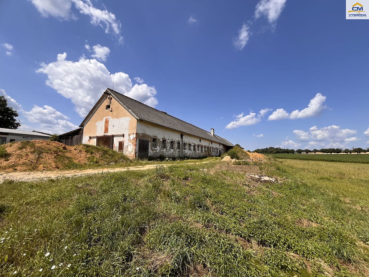 Prodej zemědělského objektu 1400 m²