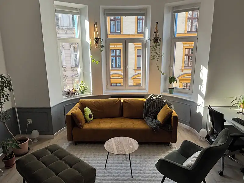 Prodej bytu 1+kk 41 m², Praha – náhled fotky 1