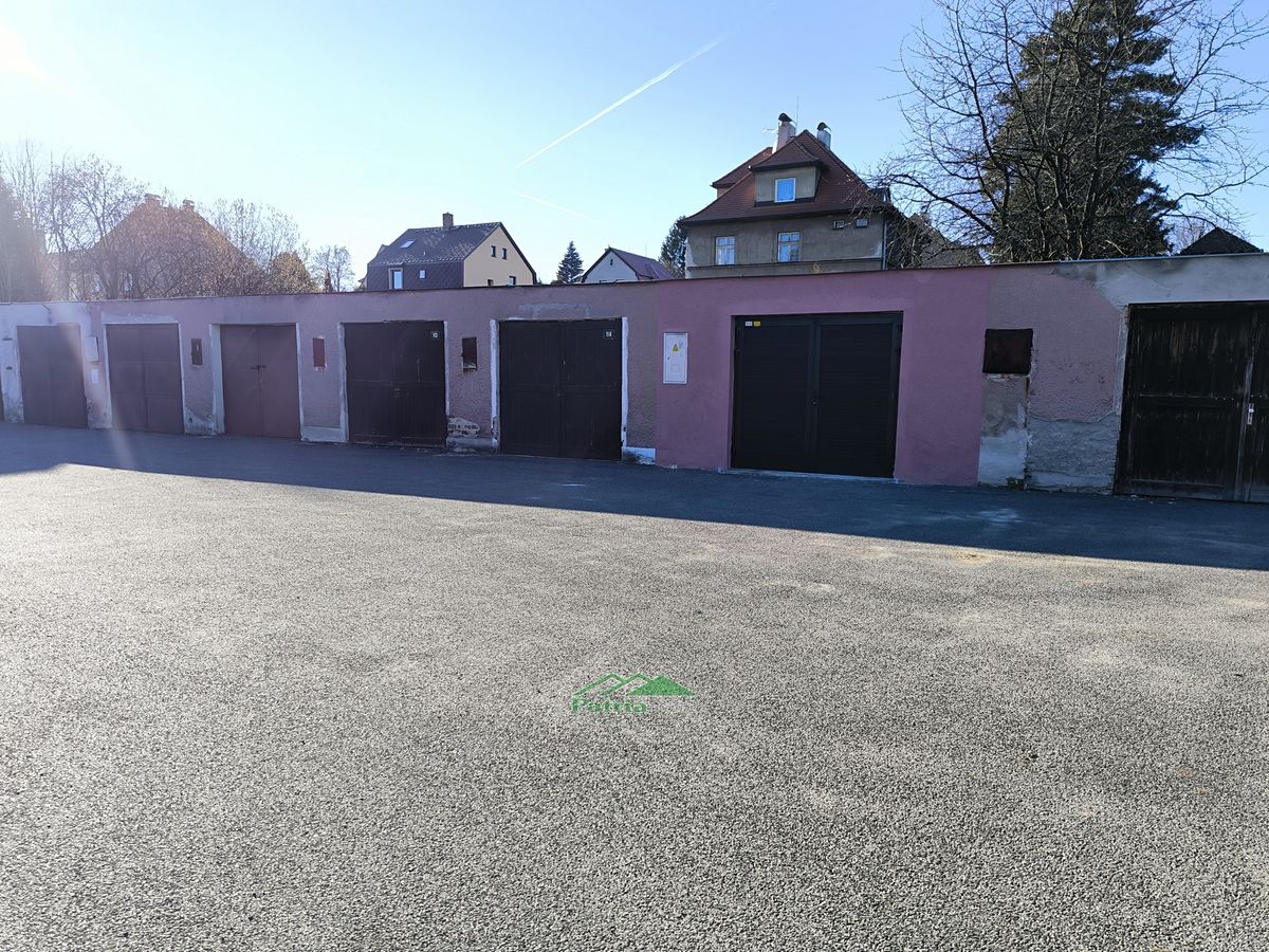Pronájem garáže 22 m² – fotografie 2
