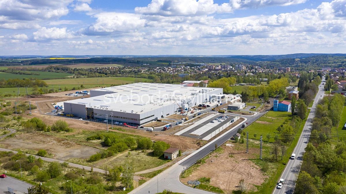 Pronájem výrobní haly, prostoru 13181 m²