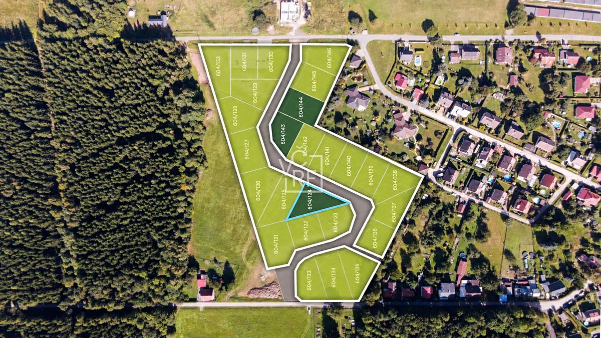 Prodej stavebního pozemku 910 m² – fotografie 2