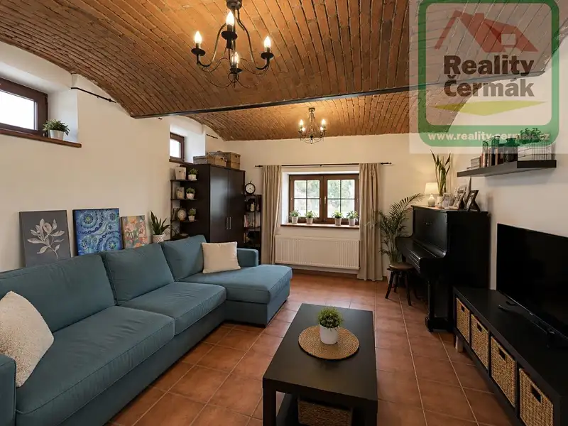 Prodej rodinného domu 230 m², pozemek 315 m², Svatý Jan – náhled fotky 3