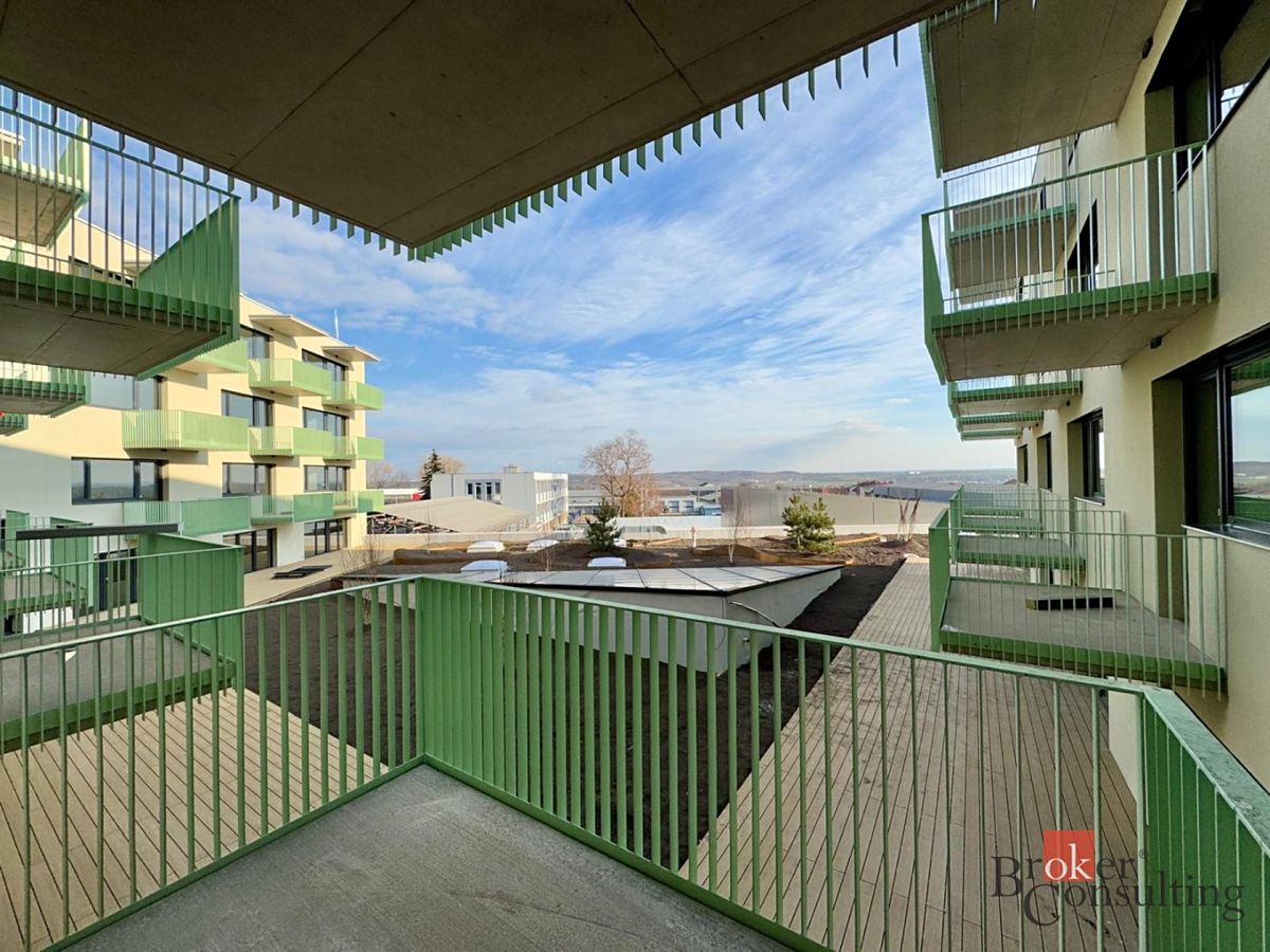 Pronájem bytu 1+kk 40 m² – fotografie 4
