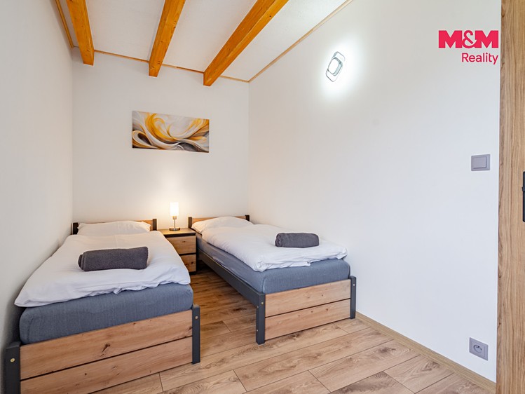 Prodej komerčního prostoru, 113 m² (8 z 30)