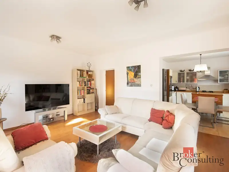 Prodej rodinného domu 165 m², pozemek 1072 m², Zruč-Senec – náhled fotky 3
