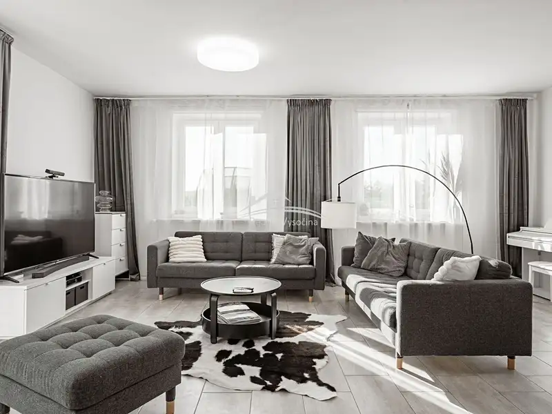 Prodej komerční nemovitosti 480 m², Šimanov – náhled fotky 3