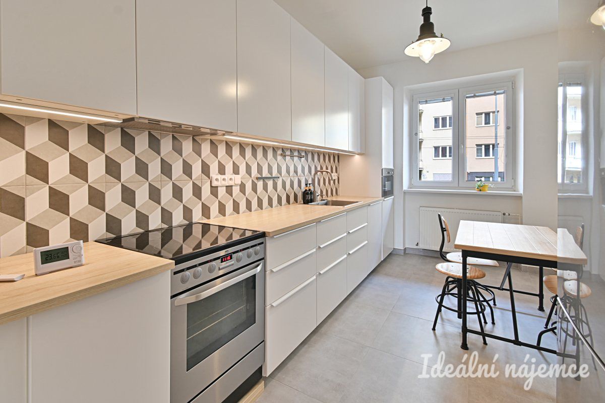 Pronájem bytu 3+1 76 m² – fotografie 2