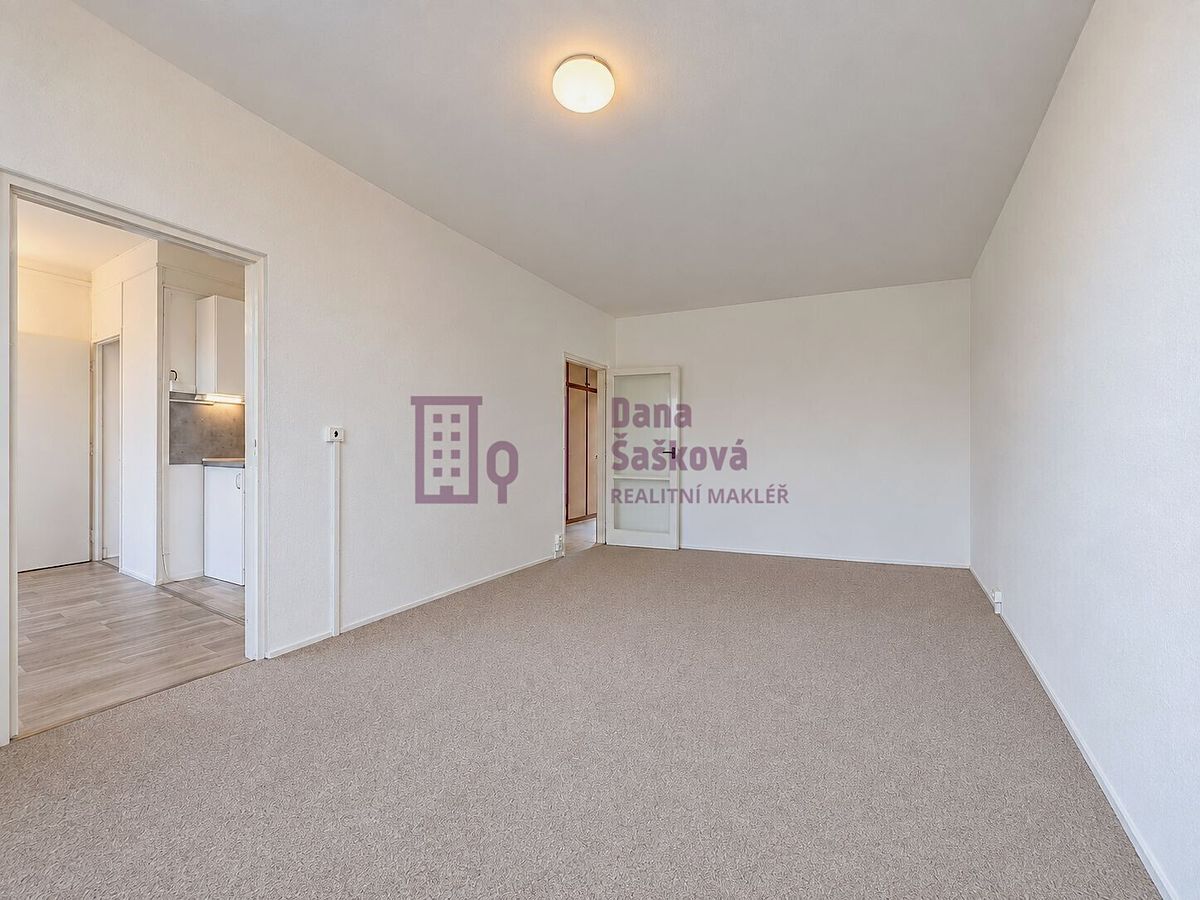 Pronájem bytu 3+1 87 m² – fotografie 2