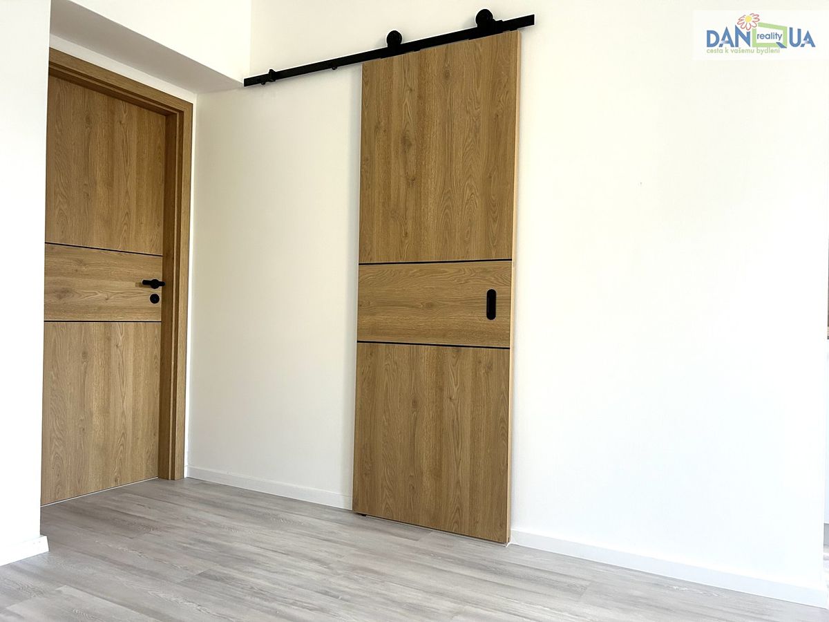 Pronájem bytu 2+kk 44 m² – fotografie 3