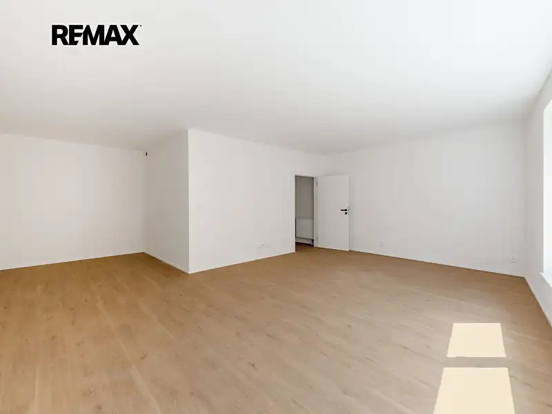 Prodej bytu 3+kk 97 m², Praha – náhled fotky 2