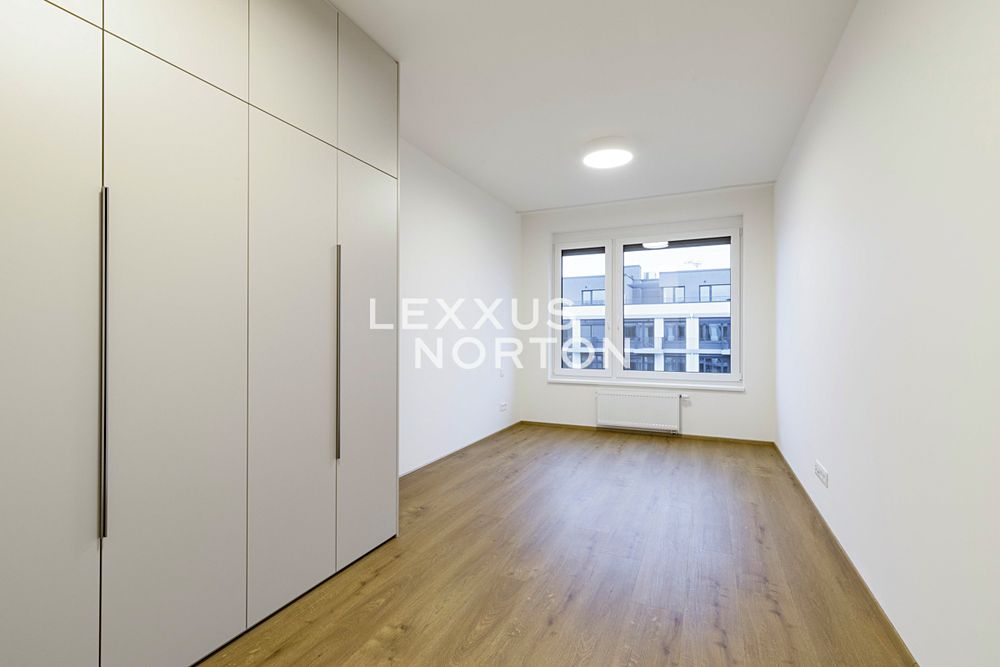 Pronájem bytu 2+kk 57 m² – fotografie 5
