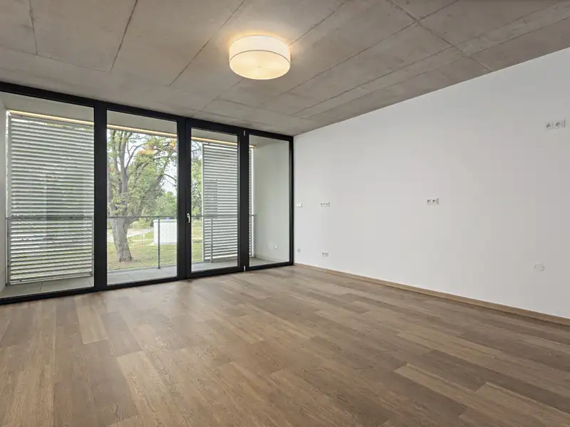 Pronájem bytu 1+kk 30 m², Břeclav – náhled fotky 2