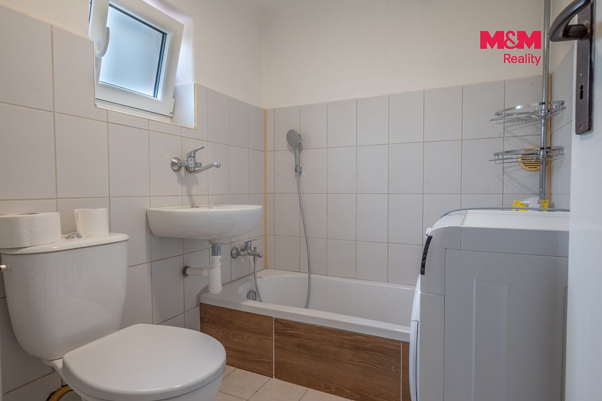 Prodej rodinného domu 160 m², pozemek 329 m² – fotografie 5