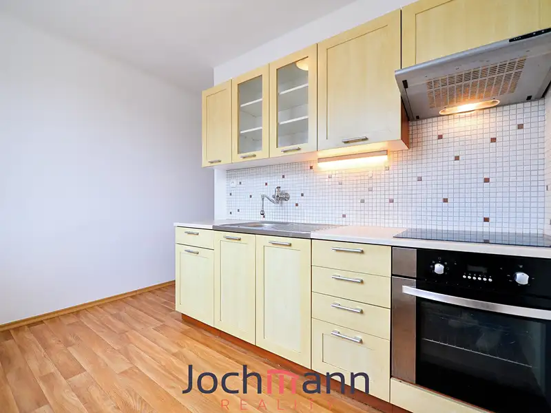 Prodej bytu 2+1 47 m², Zliv – náhled fotky 1